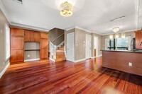 124 D St, Unit 2 in Boston, MA - Building Photo - Building Photo