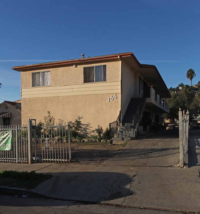 366 N Avenue 51 in Highland Park, CA - Foto de edificio