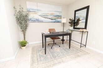 Sandpiper in Mobile, AL - Foto de edificio - Building Photo