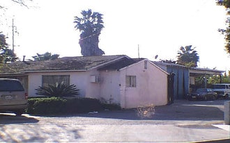 11263-11269 Regentview Ave in Downey, CA - Building Photo