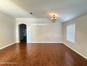 3732 Briar Ln in Orange Park, FL - Foto de edificio - Building Photo