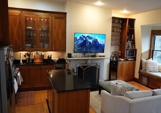 11 Milford St, Unit 4