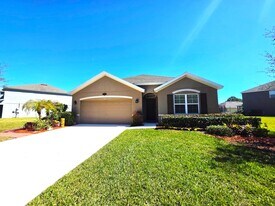1440 Lexington Square SW in Vero Beach, FL - Building Photo