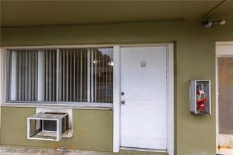 1852 Golf View Ave in Ft. Myers, FL - Building Photo - Building Photo