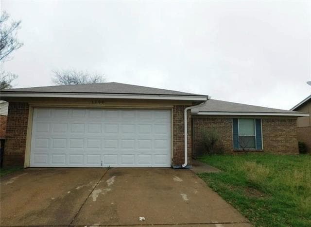 property at 1900 Wurzburg Dr