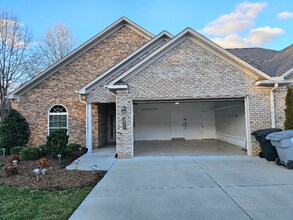 261 Wrenwood Ct in Asheboro, NC - Building Photo - Building Photo