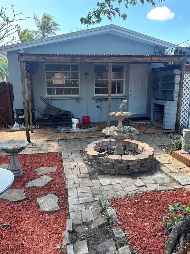 property at 729 NE 2nd Ct