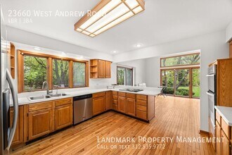 23660 W Andrew Rd in Plainfield, IL - Building Photo - Building Photo