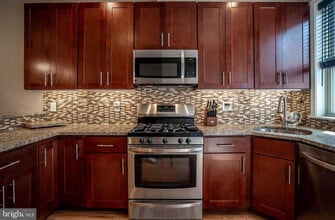 1720 Annin St in Philadelphia, PA - Building Photo - Building Photo