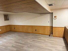 335 E Campbell Ave in Rantoul, IL - Building Photo