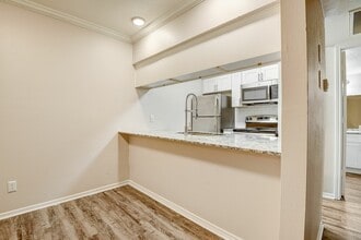 Coronado Villas in Denton, TX - Foto de edificio - Building Photo