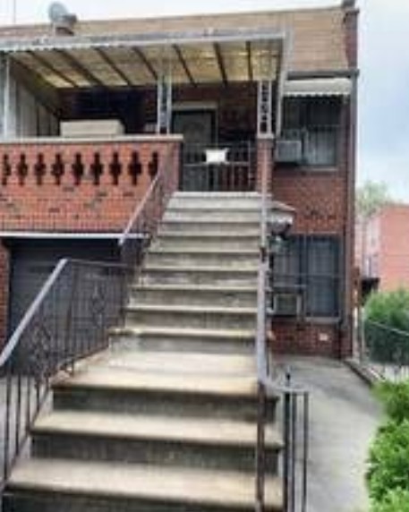 944 54th St in Brooklyn, NY - Building Photo