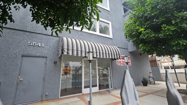5541 Fulcher Ave in Los Angeles, CA - Building Photo - Building Photo