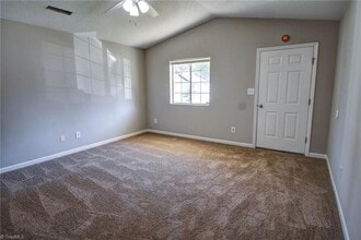 1714 Hertford St, Unit 3 in Greensboro, NC - Building Photo - Building Photo