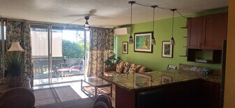 120 Hui Rd F in Lahaina, HI - Building Photo