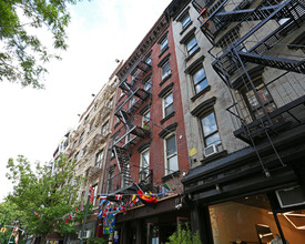 7 Rivington St in New York, NY - Building Photo - Building Photo