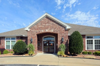 Highland Crossing Apartments in Tulsa, OK - Building Photo - Building Photo