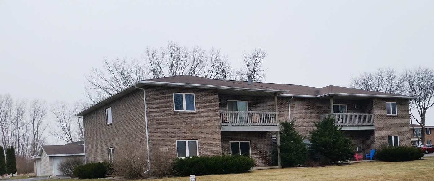 3490 Finger Rd in Green Bay, WI - Building Photo