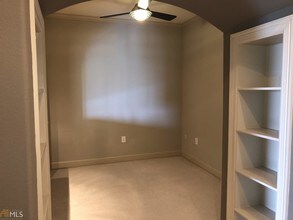 3445 Stratford Rd NE-Unit -1203 in Atlanta, GA - Building Photo - Building Photo
