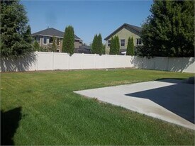 4072 E Granger Dr in Meridian, ID - Building Photo