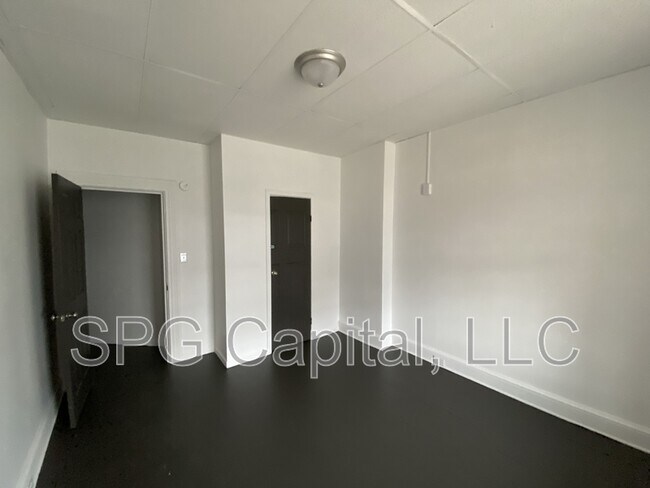 254 Roosevelt Ave in York, PA - Building Photo - Building Photo
