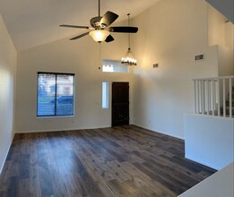 309 Teal Ridge Hills Dr in Henderson, NV - Building Photo - Building Photo