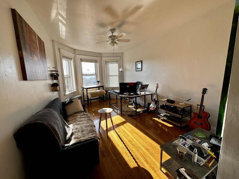 143 Park Dr, Unit 149 #22 in Boston, MA - Building Photo