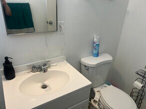 4321 10th St, Unit 10th Alley in Riverside, CA - Building Photo - Building Photo