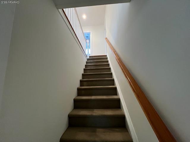 8 Dunes Ln in Port Washington, NY - Building Photo - Building Photo