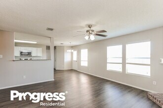 1416 Daisy Dr in Lancaster, TX - Building Photo - Building Photo
