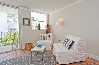 1250 Alton Rd-Unit -4C in Miami Beach, FL - Building Photo - Building Photo