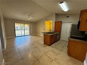 2226 Arbour Walk Cir in Naples, FL - Building Photo - Building Photo