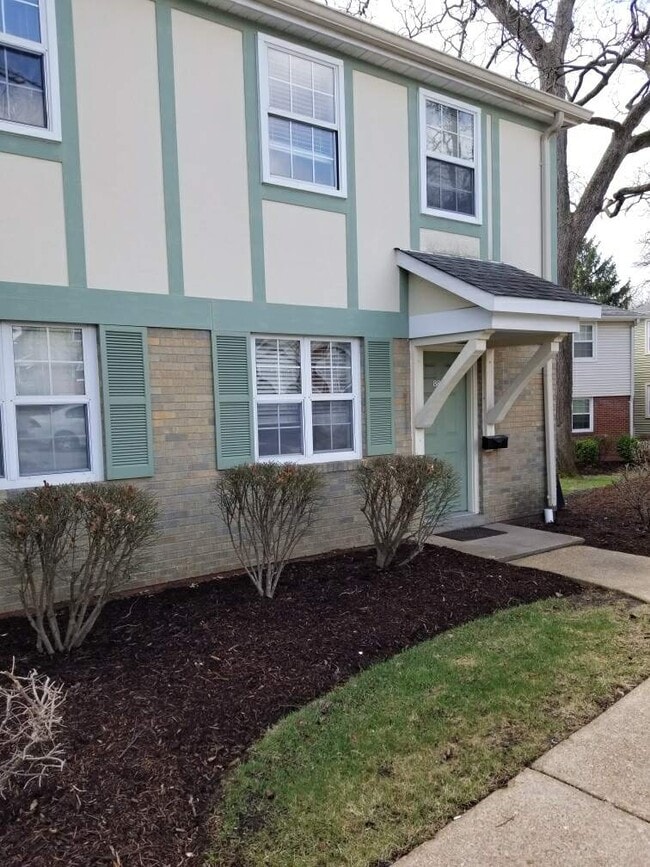8864 Flamingo Ct, Unit 0 in St. Louis, MO - Building Photo - Building Photo