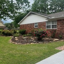 10511 Meandering Way in Fort Smith, AR - Building Photo - Building Photo