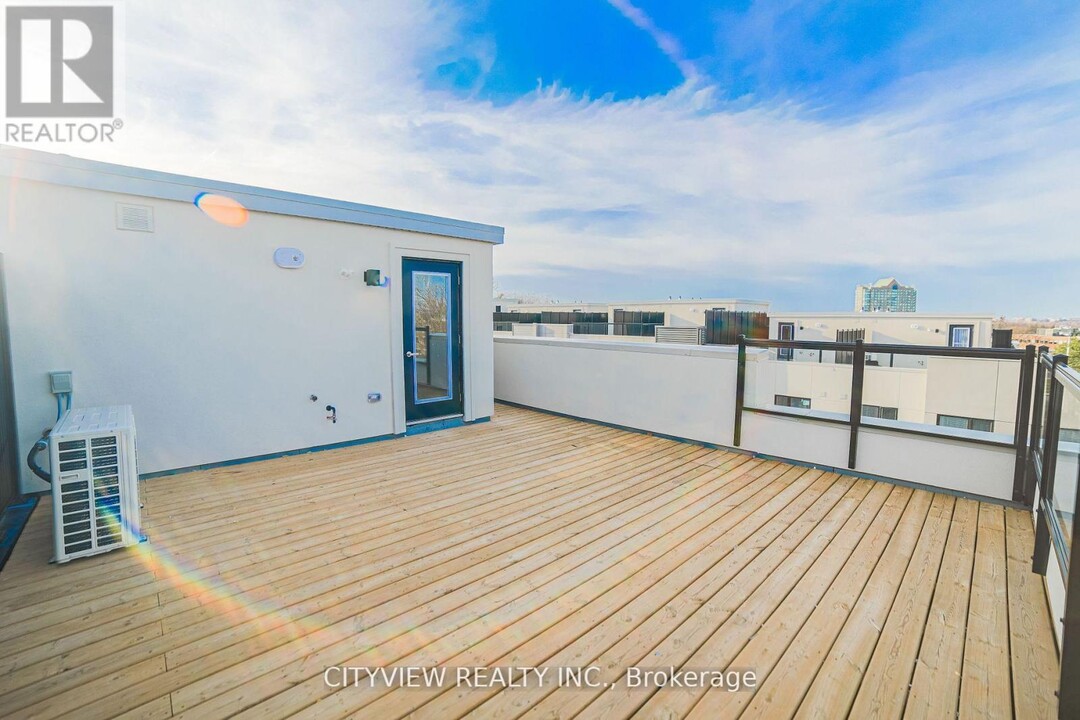 3472-3472 Widdicombe Way in Mississauga, ON - Building Photo