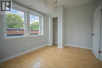 416 Lincoln Rd in Windsor, ON - Building Photo - Building Photo