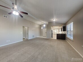 7084 Swamp Flower Ln in Jacksonville, FL - Building Photo - Building Photo