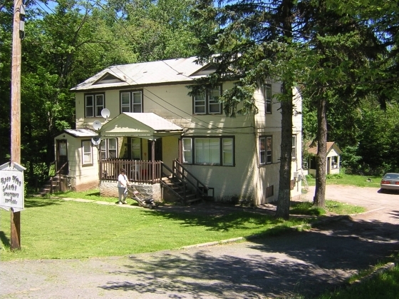 Rose Tree Acres Apartments in Monticello, NY - Building Photo