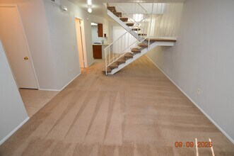 495 Sellers Pl in Henderson, NV - Building Photo - Building Photo