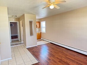 1215 Wall St in Normal, IL - Building Photo - Building Photo