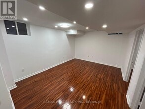 157 Hollywood Hill Cir in Vaughan, ON - Building Photo - Building Photo