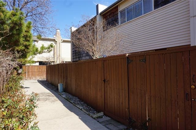 property at 2702 Douglas Ave