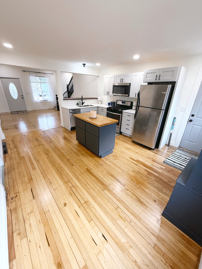 property at 1820 Babcock St