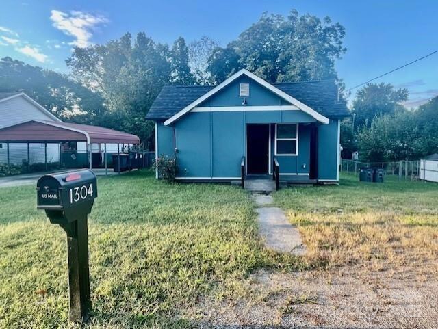 property at 1304 Hawthorne St