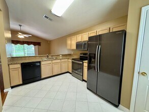 1866 Stafford Springs Blvd in Mount Dora, FL - Building Photo - Building Photo
