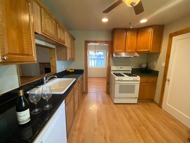 26131 Coleman Ave in Hayward, CA - Building Photo - Building Photo