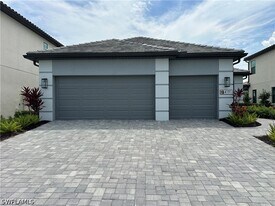 4191 Pegasus Wy in Naples, FL - Building Photo