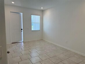 7693 Stone Crk Trl in Kissimmee, FL - Building Photo - Building Photo