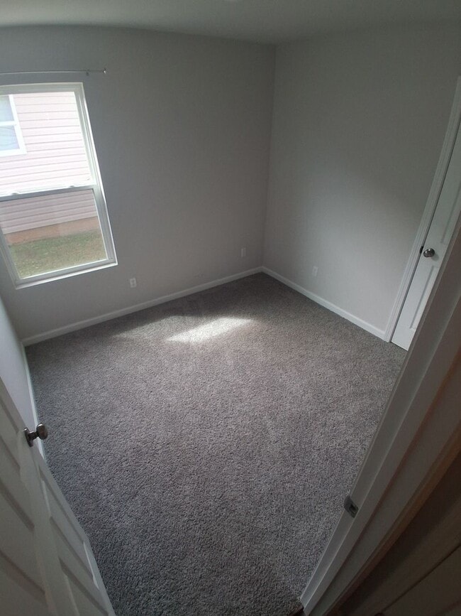 12516 Waterbury Way in Moundville, AL - Building Photo - Building Photo