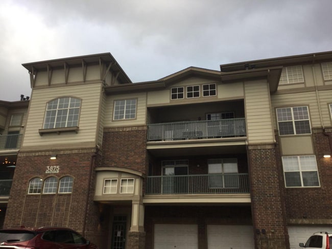 property at 3875 S Dayton St